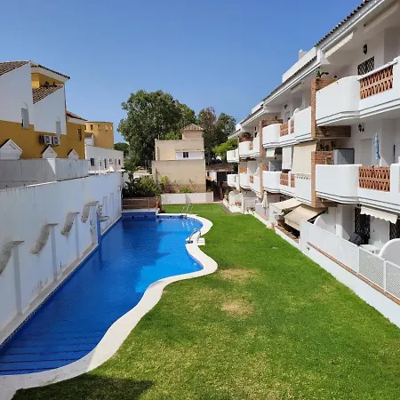 Apartamento En Rota Con Piscina Y Parking Junto Al Mar Exterior photo