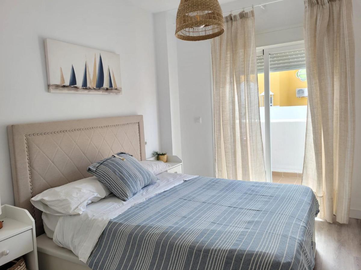 En Con Piscina Y Parking Junto Al Mar Apartment *